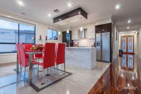 Property photo of 5 Hawkstowe Crescent Greenvale VIC 3059