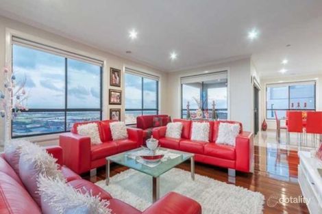 Property photo of 5 Hawkstowe Crescent Greenvale VIC 3059