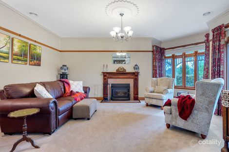 Property photo of 27 Carinya Drive Gisborne VIC 3437