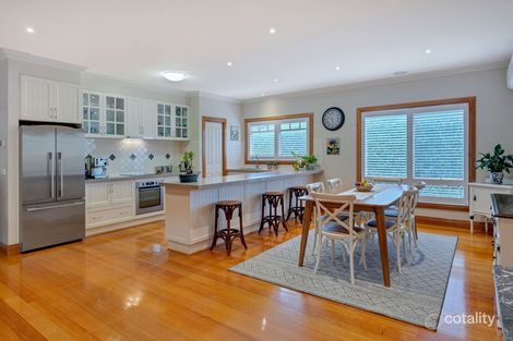 Property photo of 27 Carinya Drive Gisborne VIC 3437