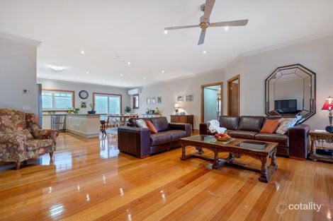 Property photo of 27 Carinya Drive Gisborne VIC 3437
