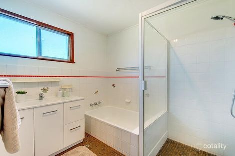 Property photo of 2 Nidalla Street Macgregor QLD 4109
