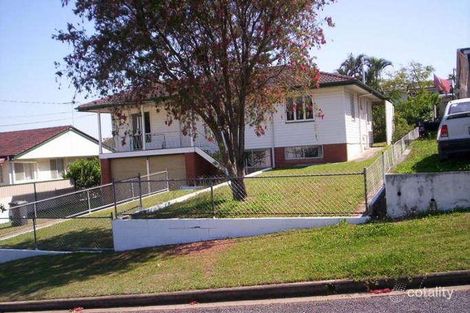 Property photo of 12 Banoon Drive Wynnum QLD 4178