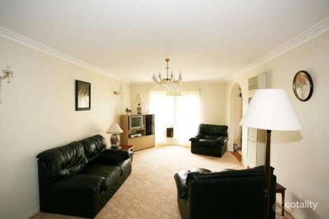 Property photo of 16 Gundaroo Square Werribee VIC 3030