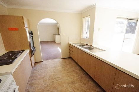 Property photo of 21 Burrendah Boulevard Willetton WA 6155