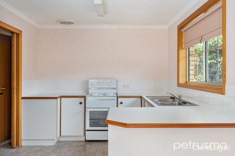 Property photo of 1/30 Lester Crescent Kingston TAS 7050