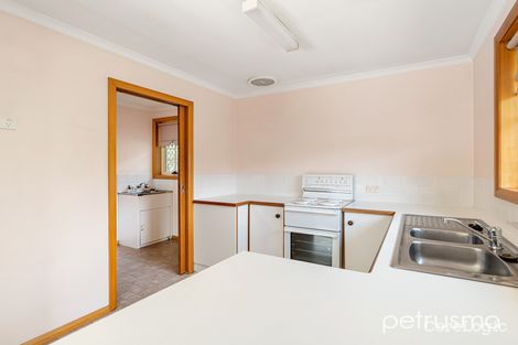 Property photo of 1/30 Lester Crescent Kingston TAS 7050