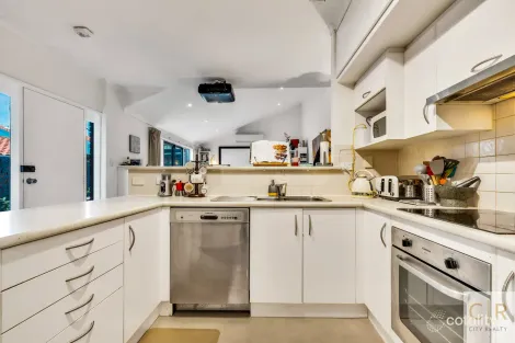 Property photo of 32 Russell Street Adelaide SA 5000