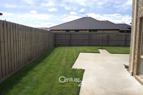 Property photo of 7 Amberley Drive Pakenham VIC 3810