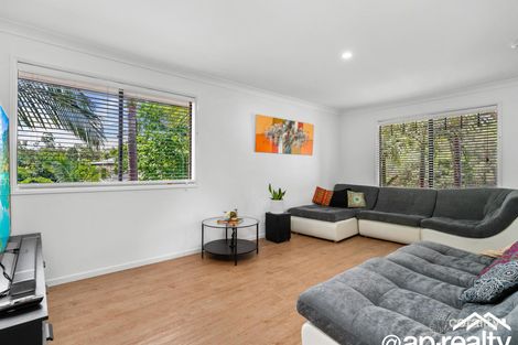Property photo of 10 Canterbury Close Forest Lake QLD 4078