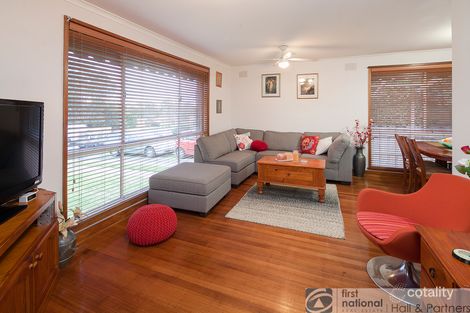 Property photo of 5 Delacombe Drive Hampton Park VIC 3976