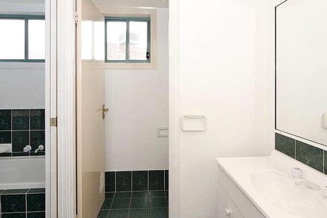 Property photo of 12 Giles Place Westdale NSW 2340