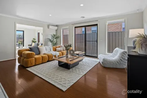 229 Paterson Dr, Lynbrook, VIC 3975