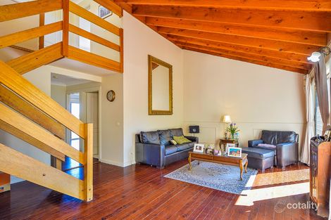 Property photo of 8 Nepean Towers Avenue Glen Alpine NSW 2560