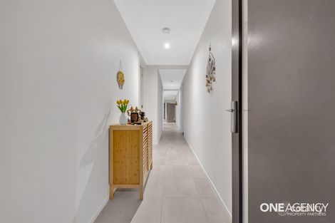 Property photo of 10 Lure Avenue Point Cook VIC 3030