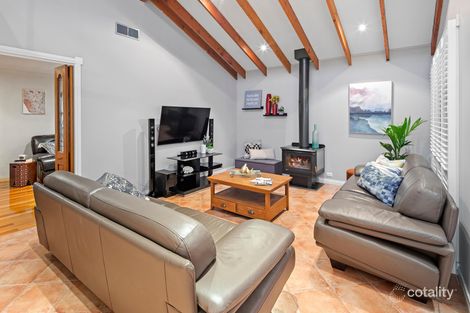 Property photo of 50 Jarvis Crescent Dandenong North VIC 3175