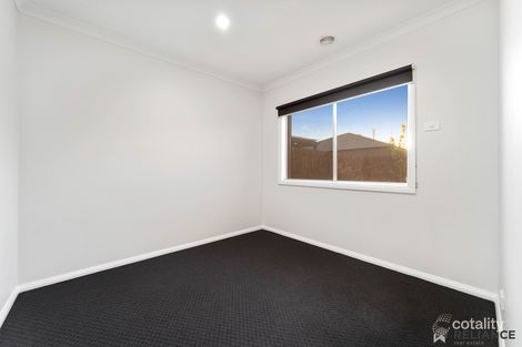 Property photo of 5 Stringybark Avenue Brookfield VIC 3338