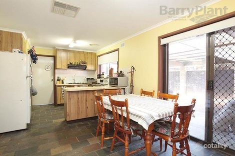 Property photo of 8 Rosina Drive Melton VIC 3337