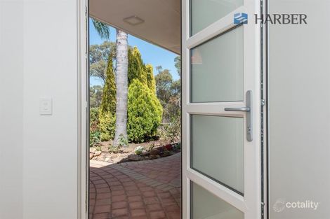 Property photo of 34 Plumdale Way Woodvale WA 6026