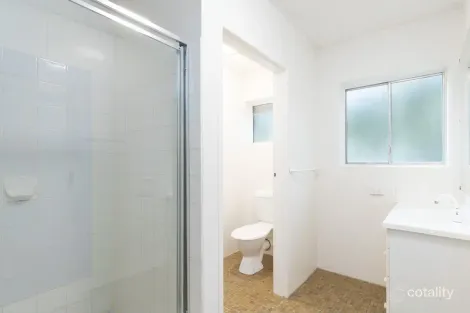 Property photo of 2/2 Clermont Street Bardon QLD 4065