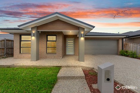 Property photo of 22 Criterion Way Cranbourne East VIC 3977