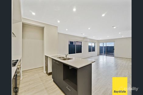 Property photo of 20 Abbeygate Drive Werribee VIC 3030