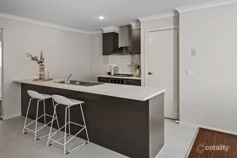 Property photo of 229 Paterson Drive Lynbrook VIC 3975