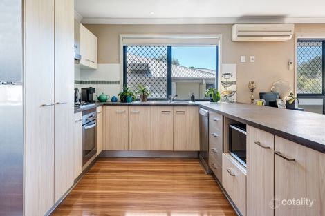 Property photo of 28 Cobb & Co Drive Oxenford QLD 4210