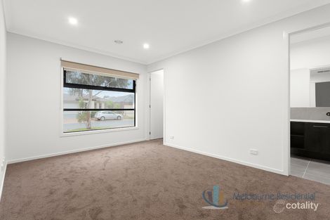 Property photo of 75 Brownlow Drive Point Cook VIC 3030