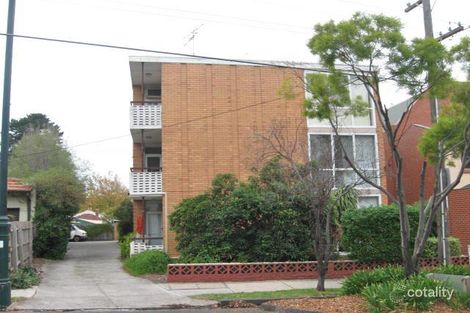 Property photo of 3/26 Charnwood Crescent St Kilda VIC 3182