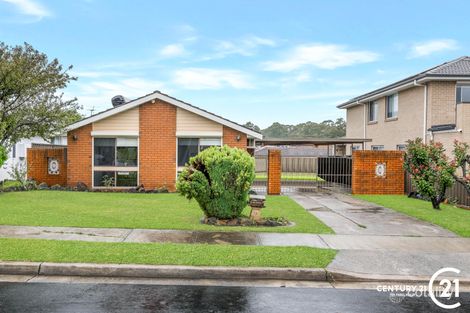 15 Brahma Cl, Bossley Park, NSW 2176