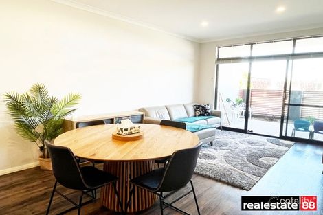 Property photo of 4/2 Cooli Street Hammond Park WA 6164