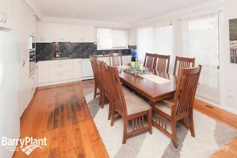 Property photo of 1/16 Cormorant Close Endeavour Hills VIC 3802
