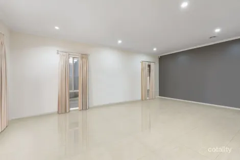 Property photo of 9 Waterbury Turn Craigieburn VIC 3064