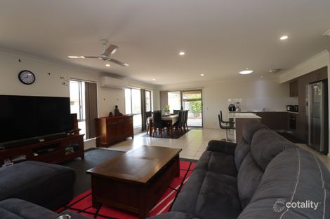 Property photo of 17 Oxley Circuit Urraween QLD 4655