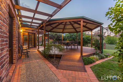 Property photo of 27 Apperly Close Kambah ACT 2902
