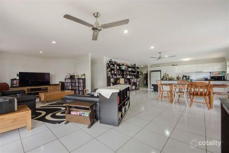 Property photo of 28 Paris Parade Ormeau QLD 4208