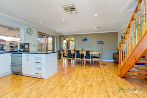 Property photo of 18 Tolbury Retreat Kiara WA 6054