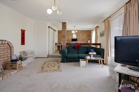 Property photo of 27 Greenough Way Gosnells WA 6110