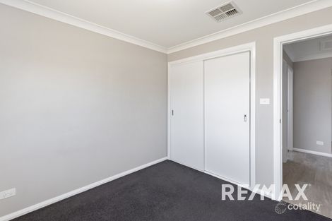 Property photo of 21 Wiveon Street Gobbagombalin NSW 2650