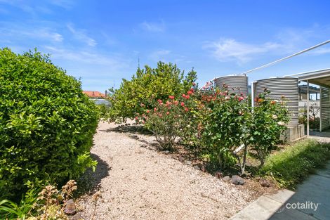 17 Lipson Ave, Kadina, SA 5554