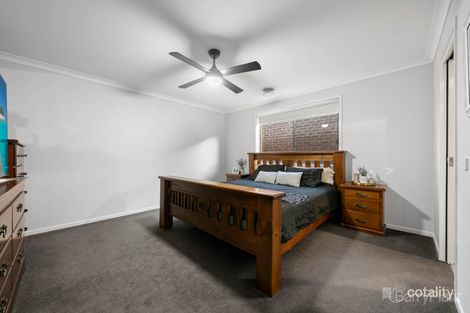 Property photo of 21 Abundance Circuit Clyde VIC 3978