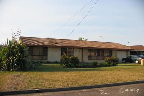 Property photo of 4 Abel Place Anna Bay NSW 2316
