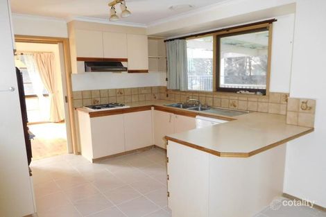 Property photo of 16 James Milne Drive Croydon North VIC 3136