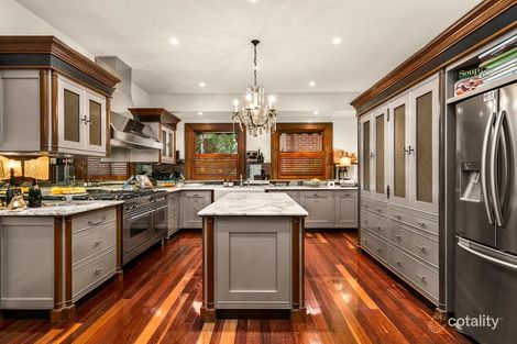 Property photo of 1 Riverview Road Essendon VIC 3040