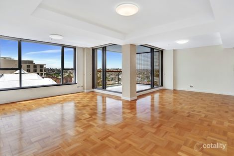 Property photo of 2204/2 Dind Street Milsons Point NSW 2061