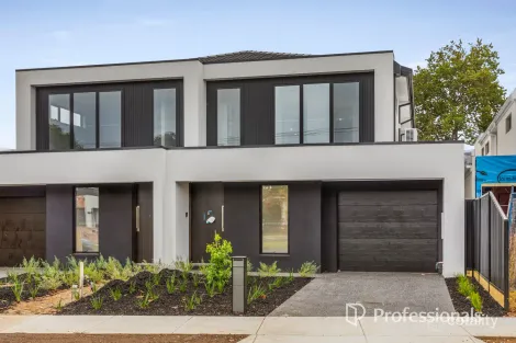 39 Parkmore Rd, Bentleigh East, VIC 3165