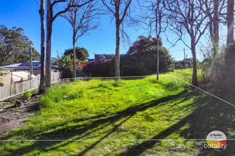 7 Todman St, Russell Island, QLD 4184