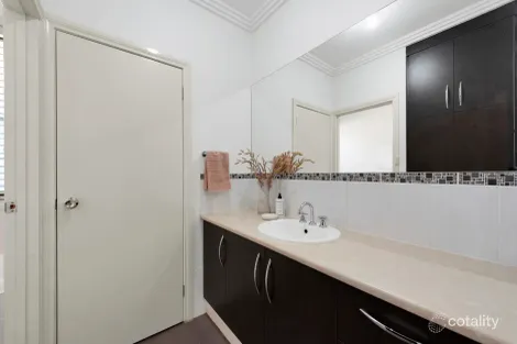 Property photo of 93 The Boulevard Parafield Gardens SA 5107