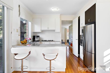 Property photo of 13/11-15 The Deviation Wheelers Hill VIC 3150
